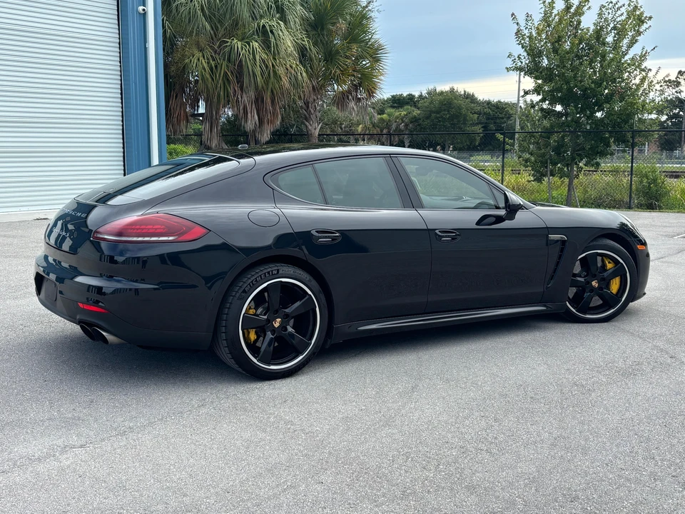 2014 Porsche 970 Panamera Turbo S - Image 20 of 31