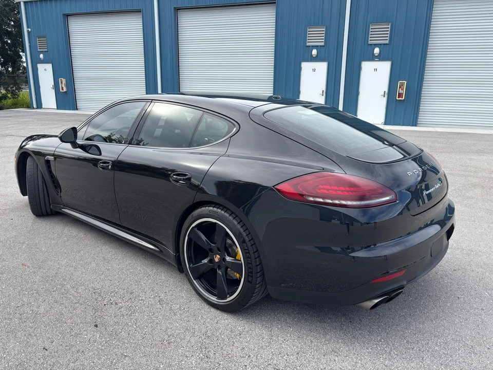 2014 Porsche 970 Panamera Turbo S - Image 15 of 31