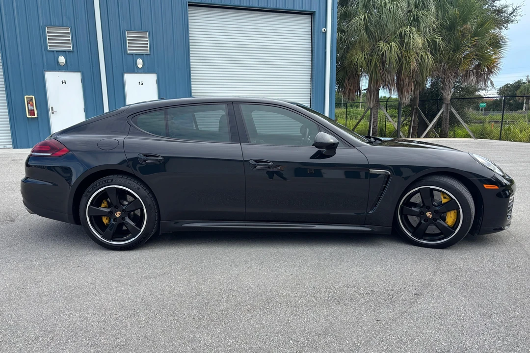 2014 Porsche 970 Panamera Turbo S - Image 3 of 31