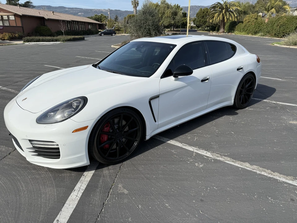 2014 Porsche 970 Panamera Turbo - Image 2 of 31