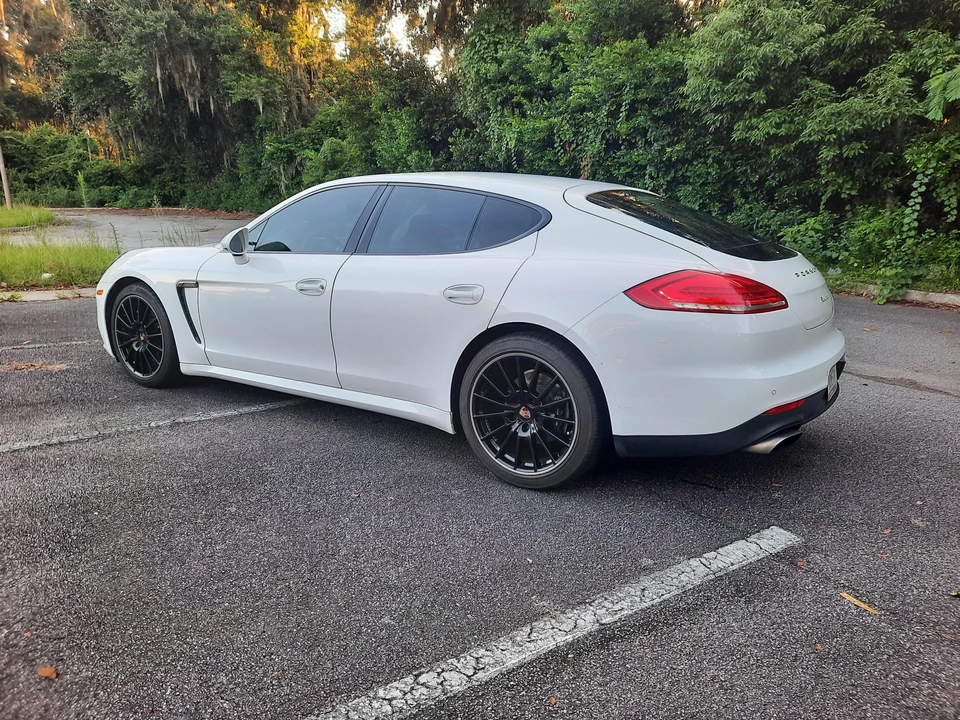 2014 Porsche 970 Panamera - Image 31 of 31