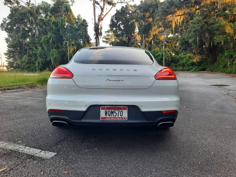 2014 Porsche 970 Panamera - Image 29 of 31