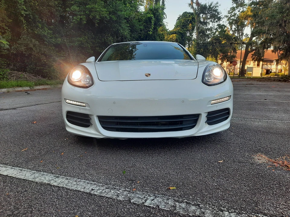 2014 Porsche 970 Panamera - Image 6 of 31