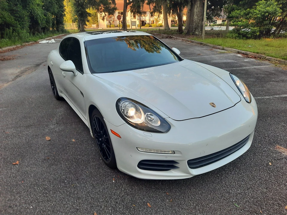 2014 Porsche 970 Panamera - Image 8 of 31