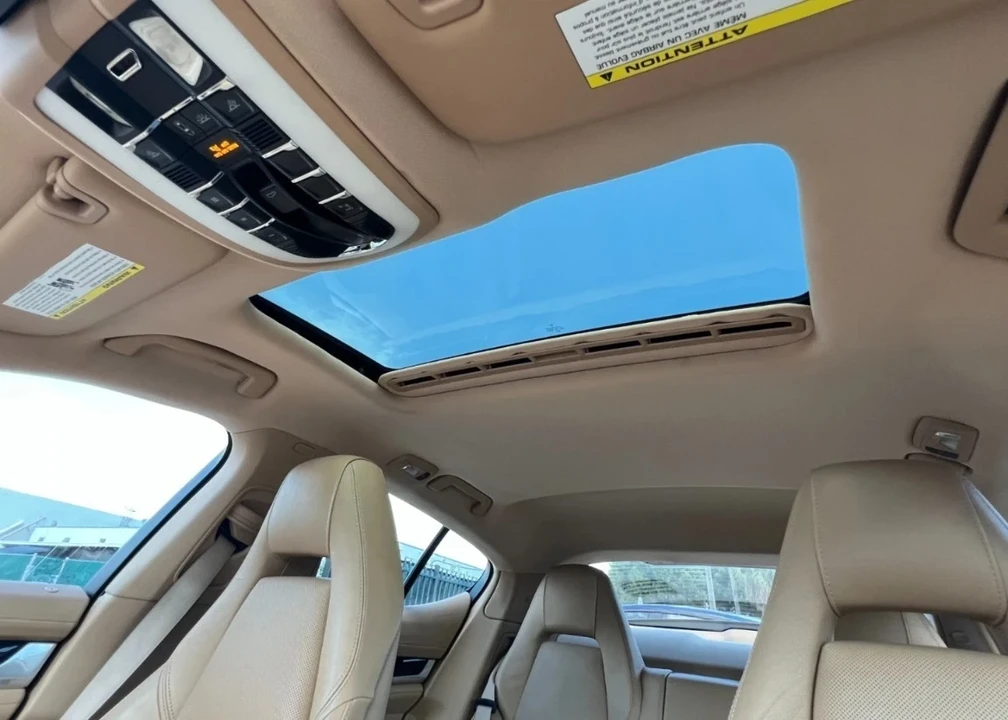 2014 Porsche 970 Panamera - Image 18 of 21