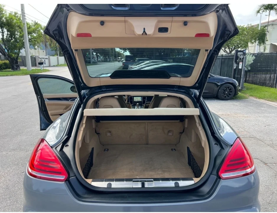 2014 Porsche 970 Panamera - Image 11 of 21