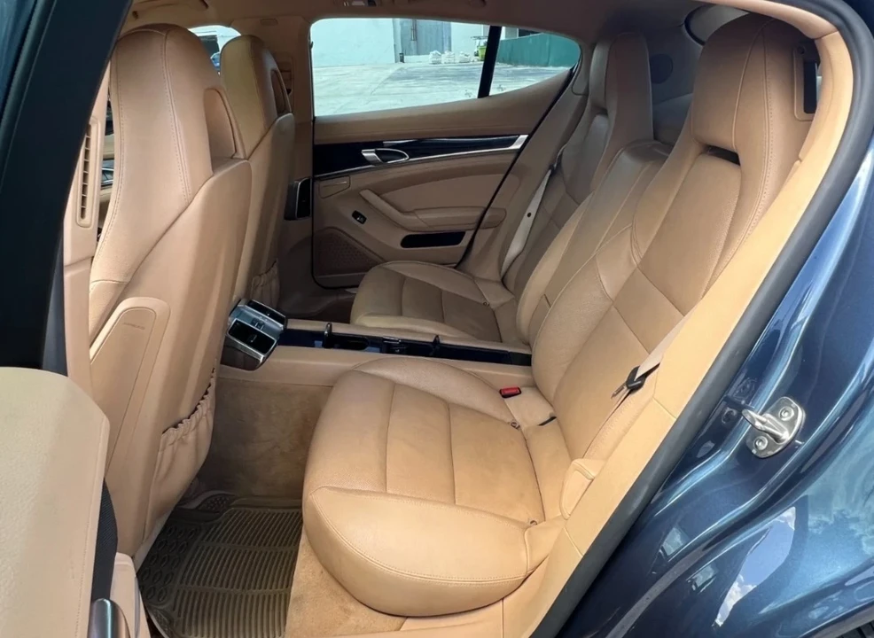 2014 Porsche 970 Panamera - Image 10 of 21