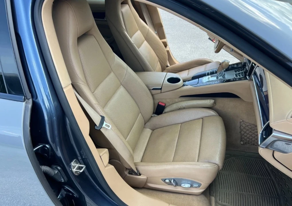 2014 Porsche 970 Panamera - Image 12 of 21
