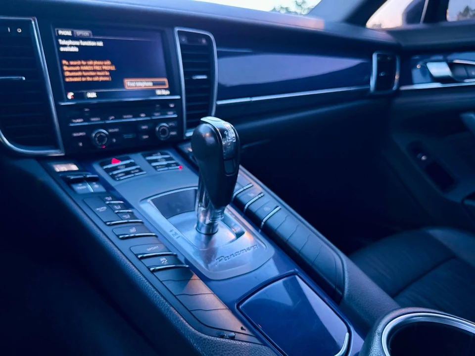 2014 Porsche 970 Panamera - Image 20 of 23