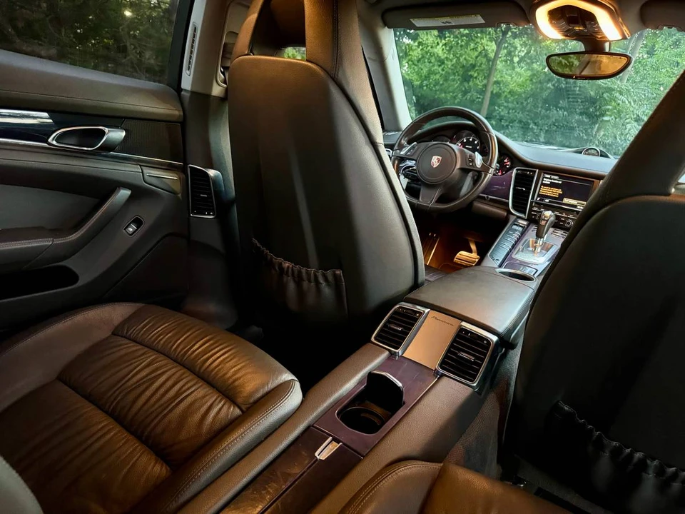 2014 Porsche 970 Panamera - Image 14 of 23