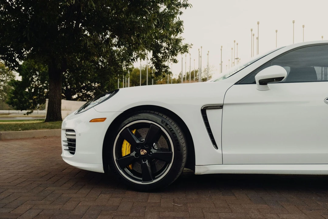 2014 Porsche 970 Panamera - Image 18 of 20