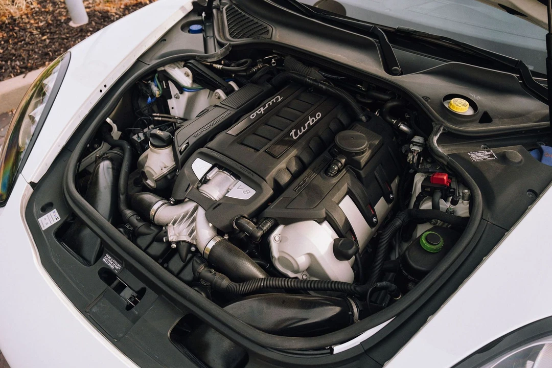 2014 Porsche 970 Panamera - Image 2 of 20