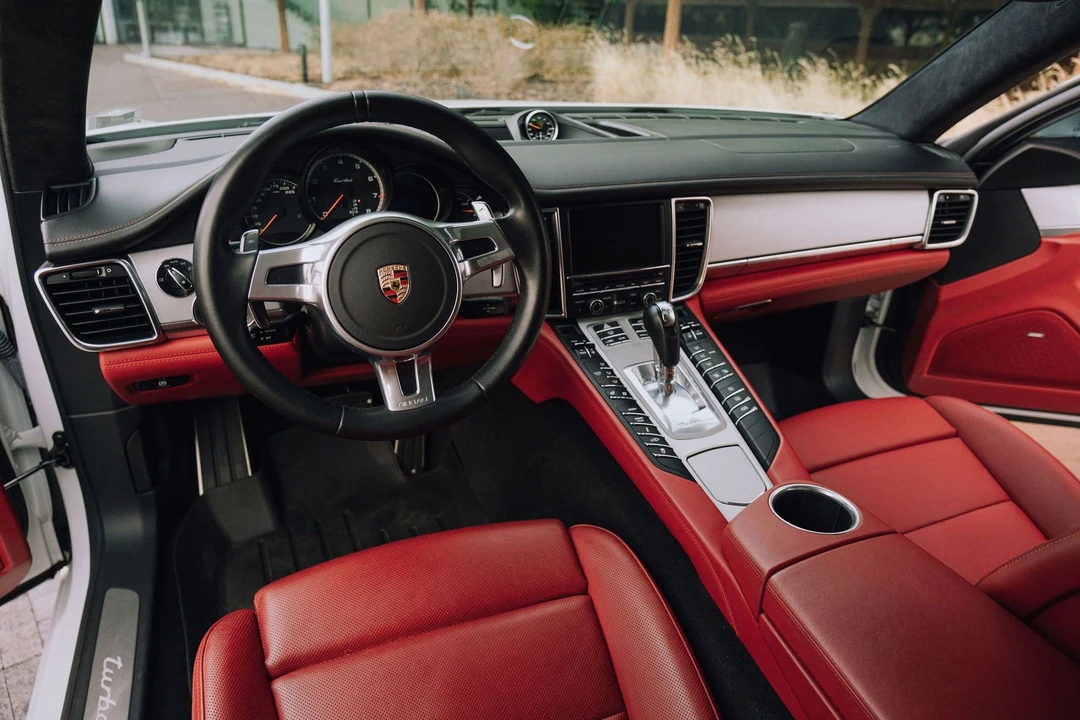 2014 Porsche 970 Panamera - Image 7 of 20