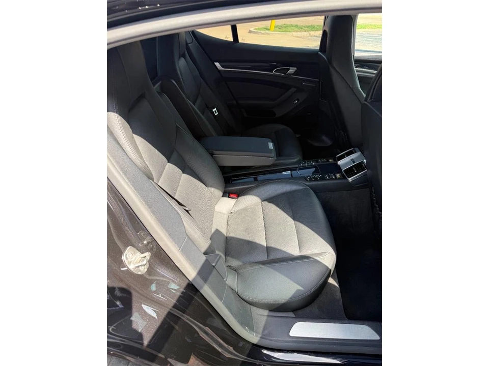 2014 Porsche 970 Panamera - Image 27 of 31