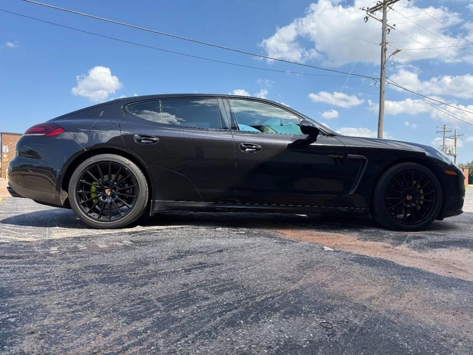 2014 Porsche 970 Panamera - Image 17 of 31