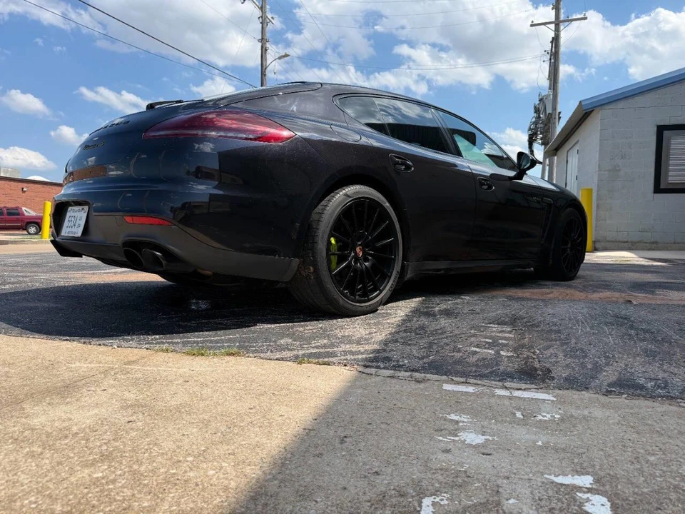 2014 Porsche 970 Panamera - Image 14 of 31