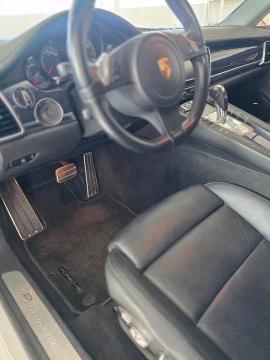 2014 Porsche Panamera - Image 12 of 12
