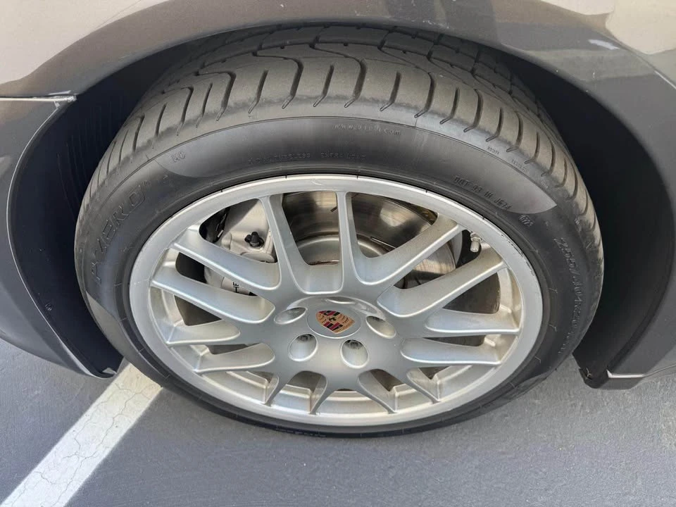 2014 Porsche Taycan - Image 17 of 19