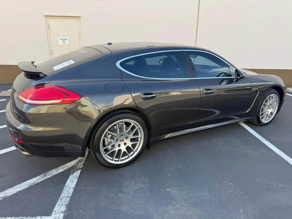 2014 Porsche Taycan - Image 4 of 19