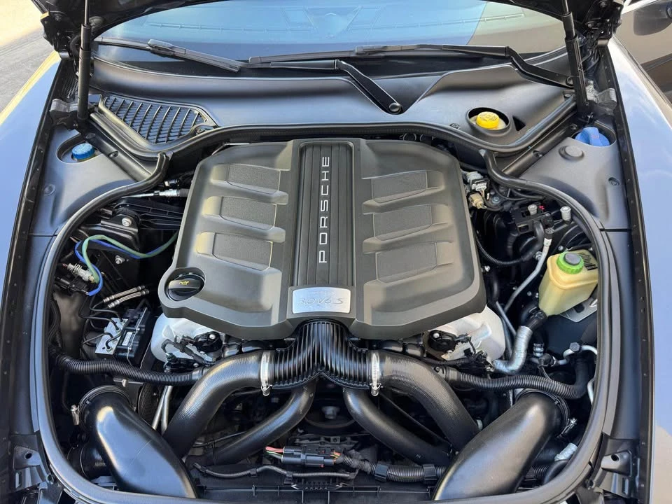 2014 Porsche Taycan - Image 12 of 19