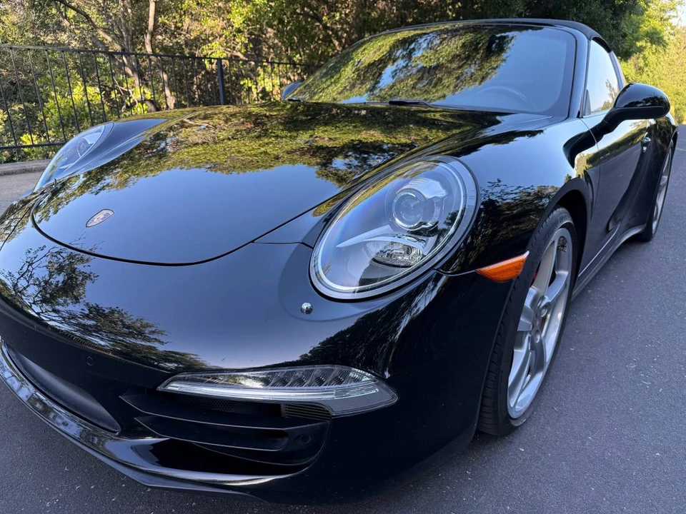 2014 Porsche 991 Targa 4 & 4S - Image 8 of 24