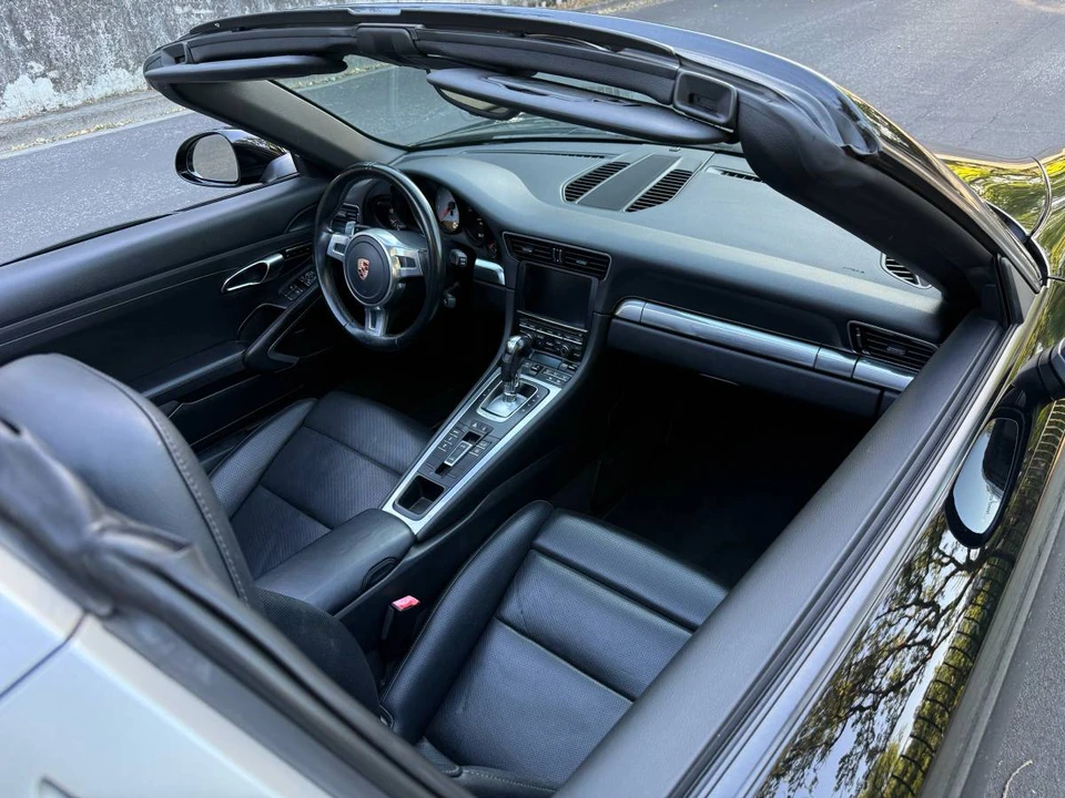2014 Porsche 991 Targa 4 & 4S - Image 4 of 24
