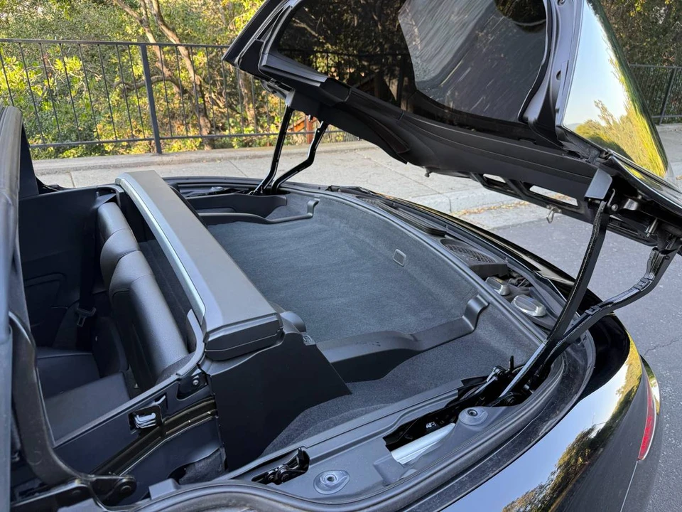 2014 Porsche 991 Targa 4 & 4S - Image 14 of 24