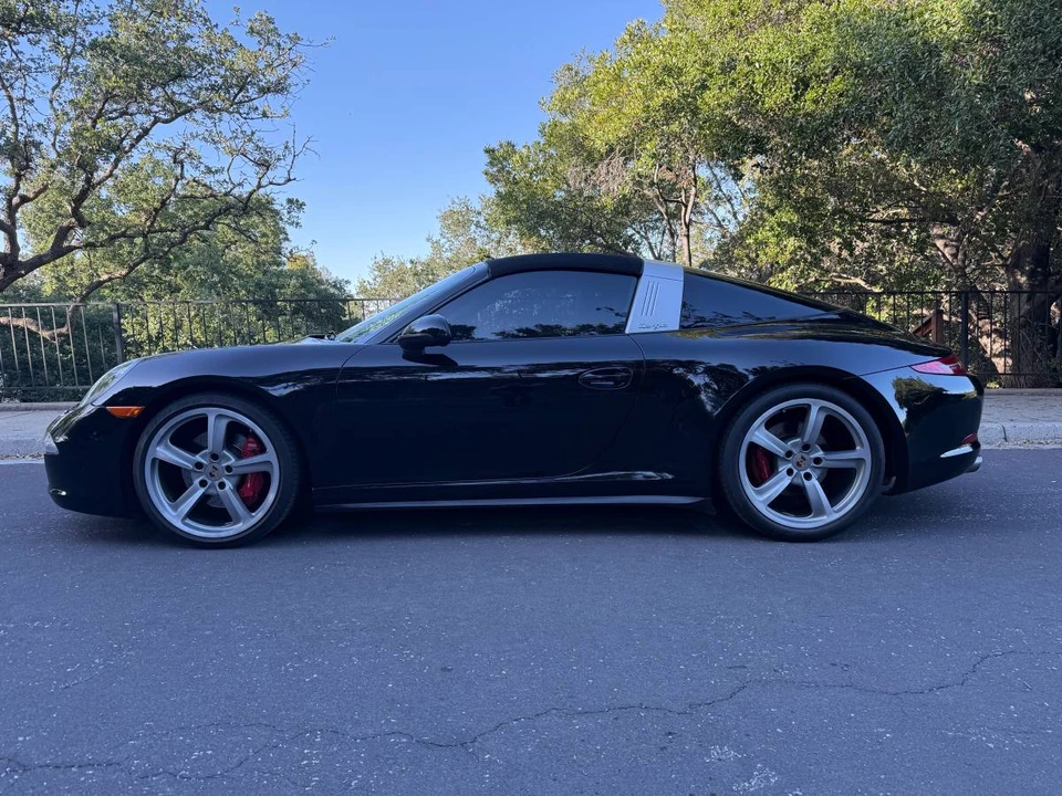 2014 Porsche 991 Targa 4 & 4S - Image 3 of 24
