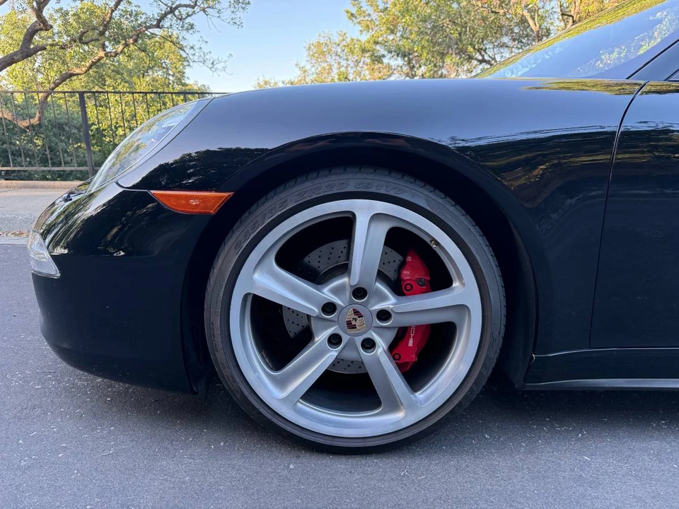 2014 Porsche 991 Targa 4 & 4S - Image 18 of 24