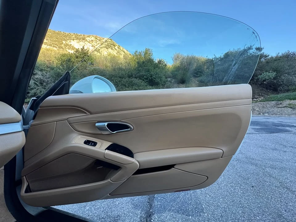 2014 Porsche 981 Boxster - Image 18 of 18