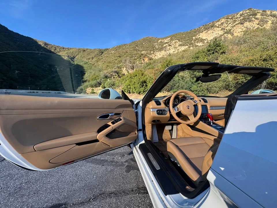 2014 Porsche 981 Boxster - Image 15 of 18
