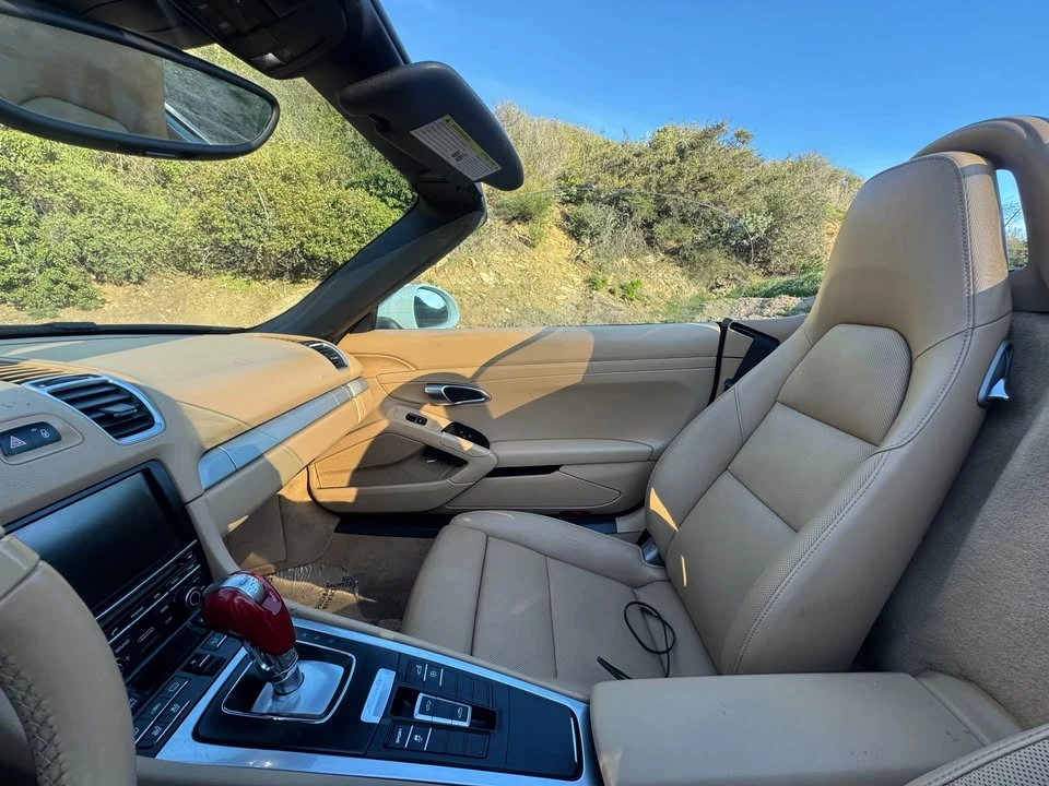 2014 Porsche 981 Boxster - Image 16 of 18