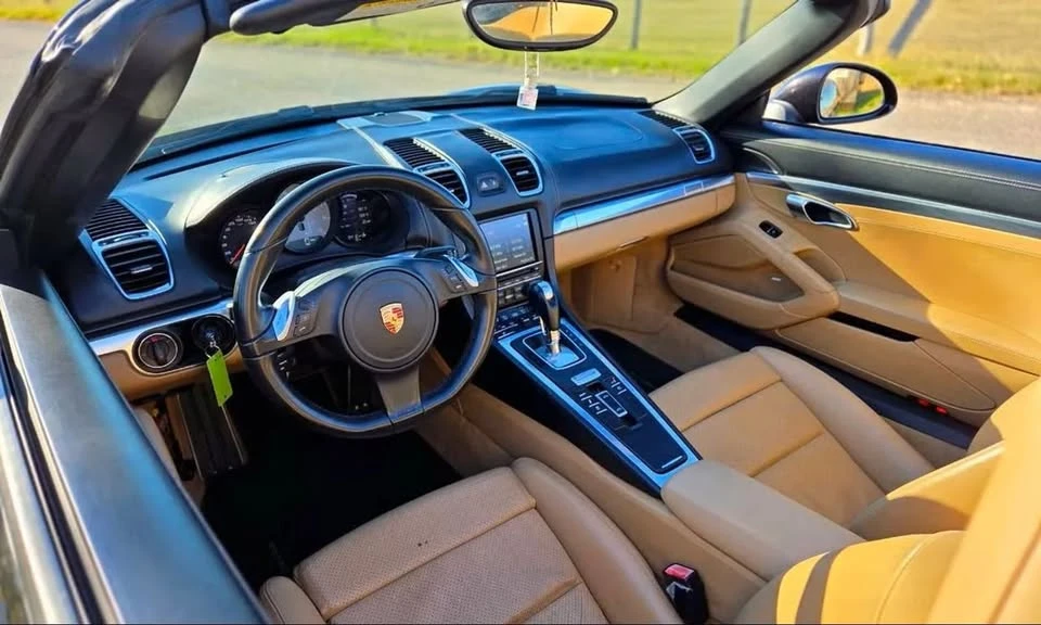 2014 Porsche 981 Boxster - Image 2 of 7