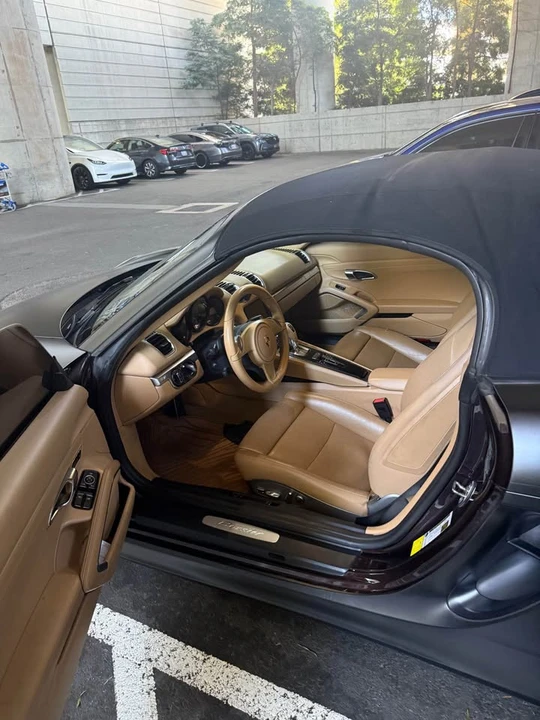 2014 Porsche 981 Boxster - Image 6 of 9