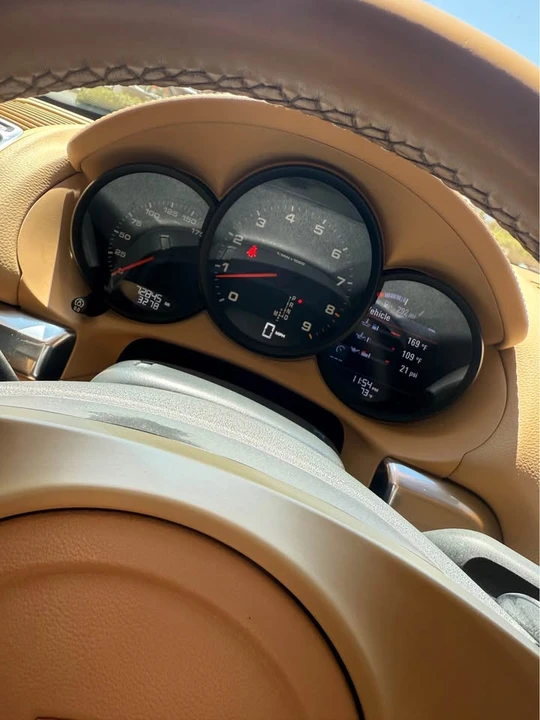 2014 Porsche 981 Boxster - Image 8 of 9