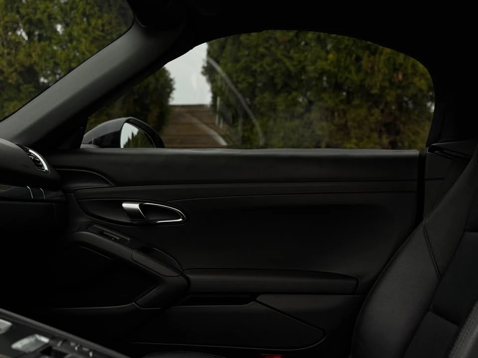2014 Porsche 981 Boxster - Image 17 of 20