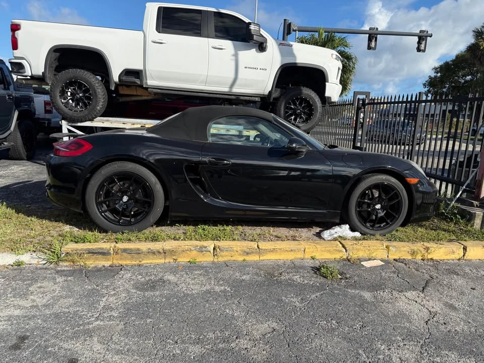 2014 Porsche 981 Boxster - Image 2 of 3