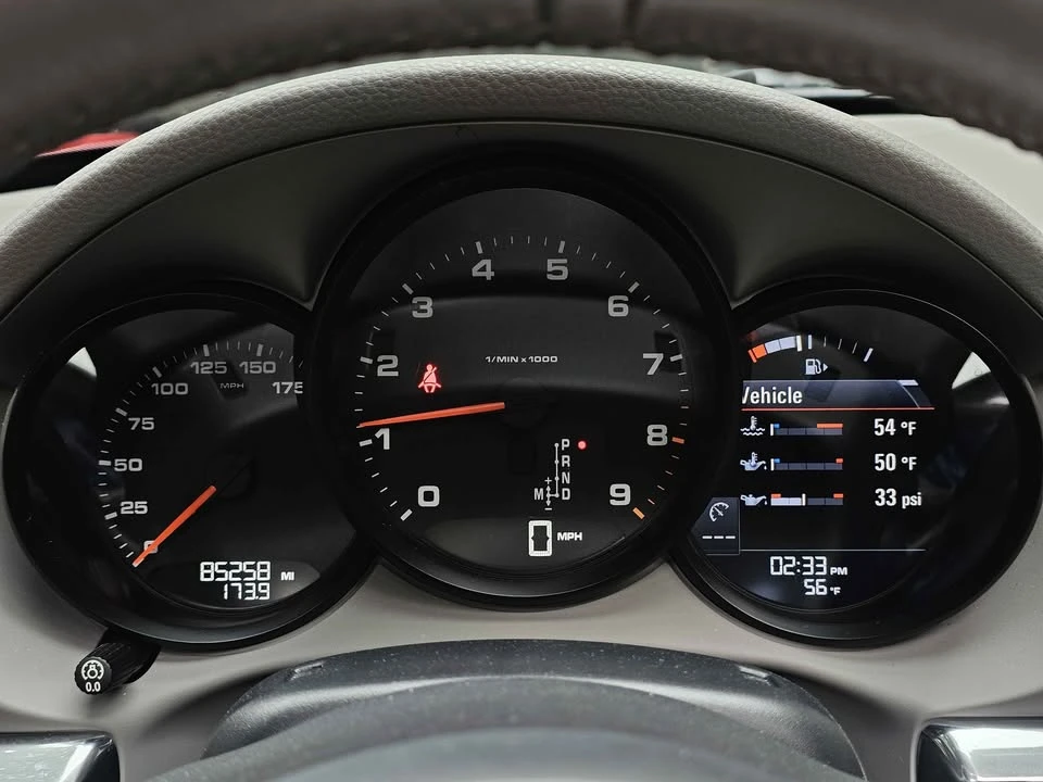 2014 Porsche 981 Boxster - Image 9 of 14