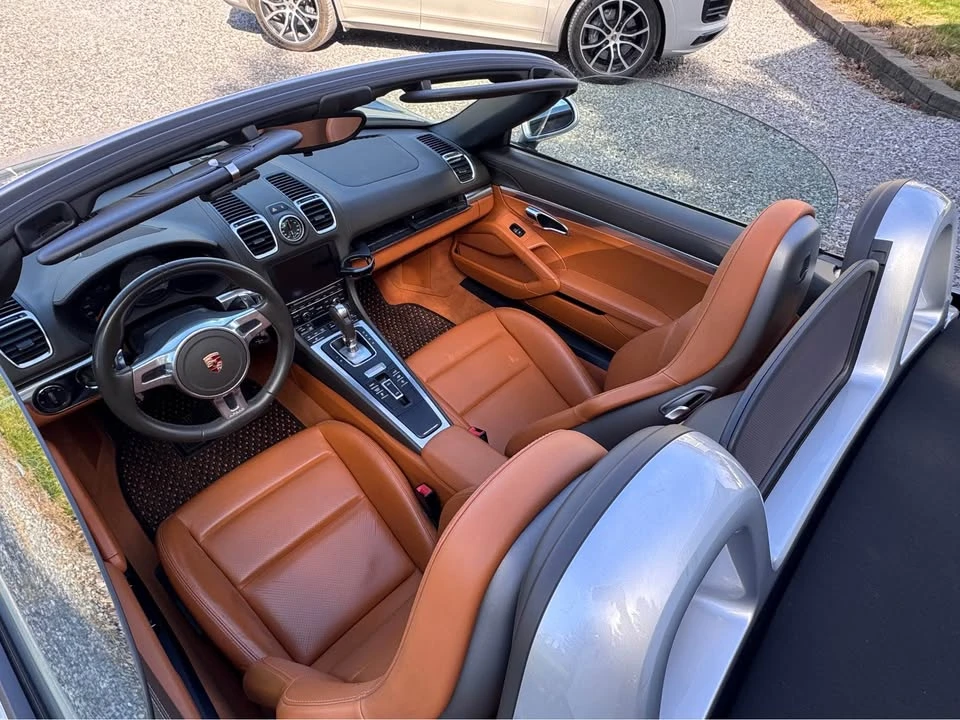 2014 Porsche 981 Boxster S - Image 9 of 18