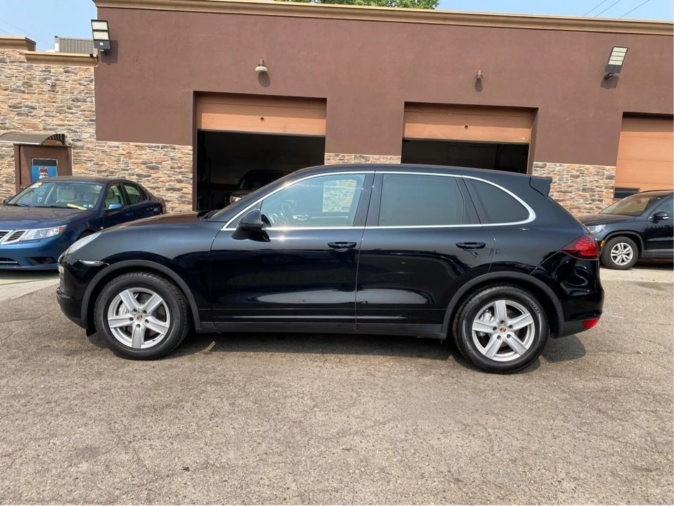 2014 Porsche 958 Cayenne - Image 8 of 20