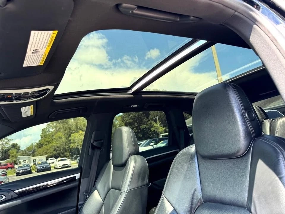 2014 Porsche 958 Cayenne - Image 9 of 19