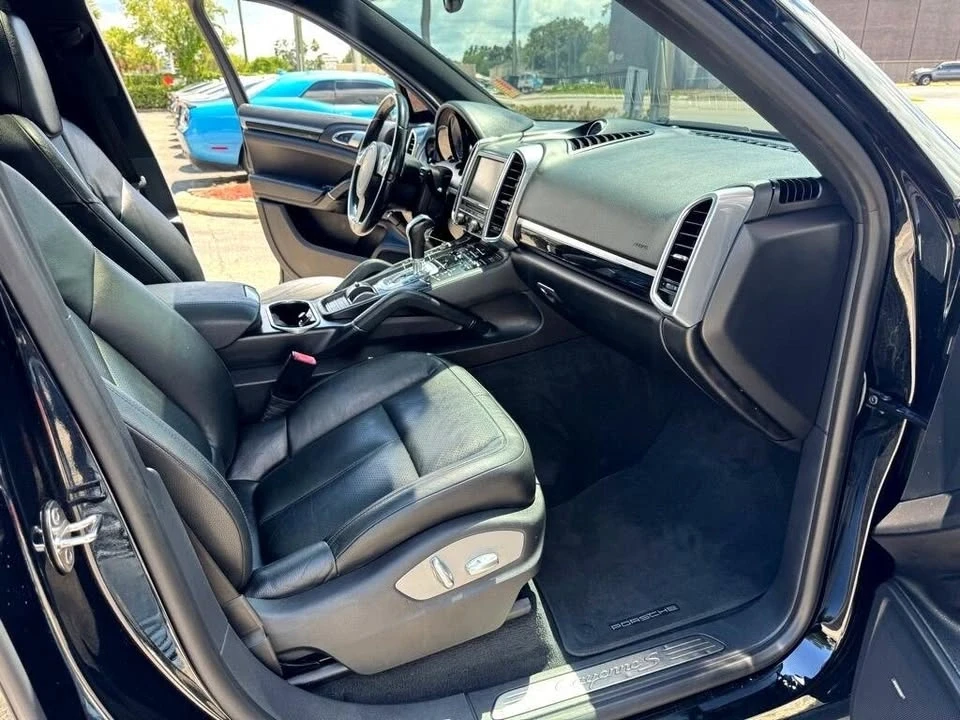 2014 Porsche 958 Cayenne - Image 17 of 19