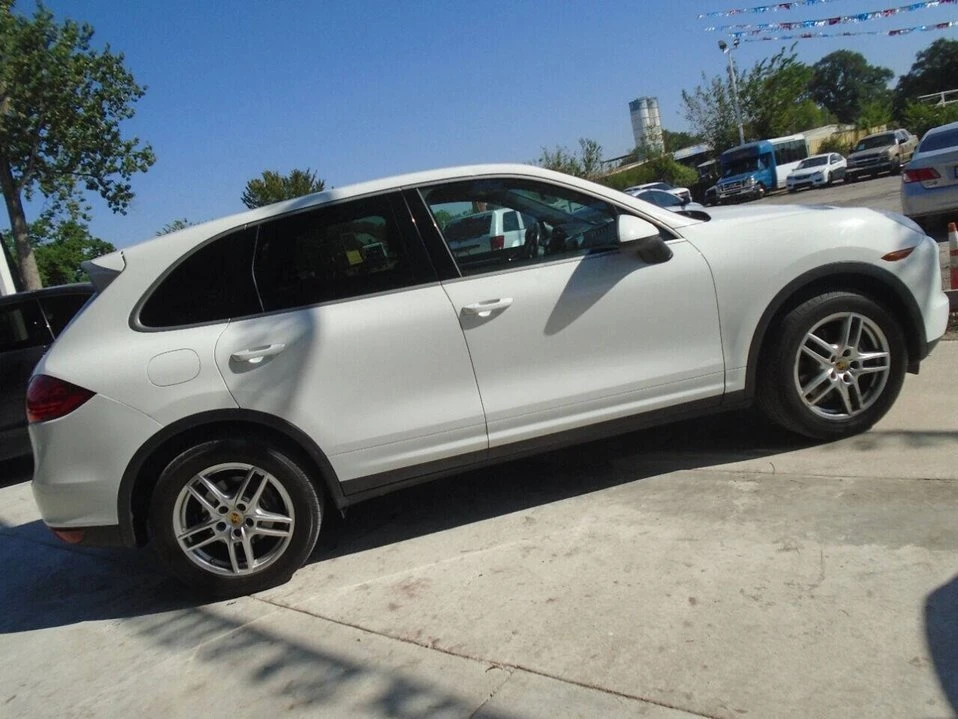 2014 Porsche 958 Cayenne - Image 3 of 7