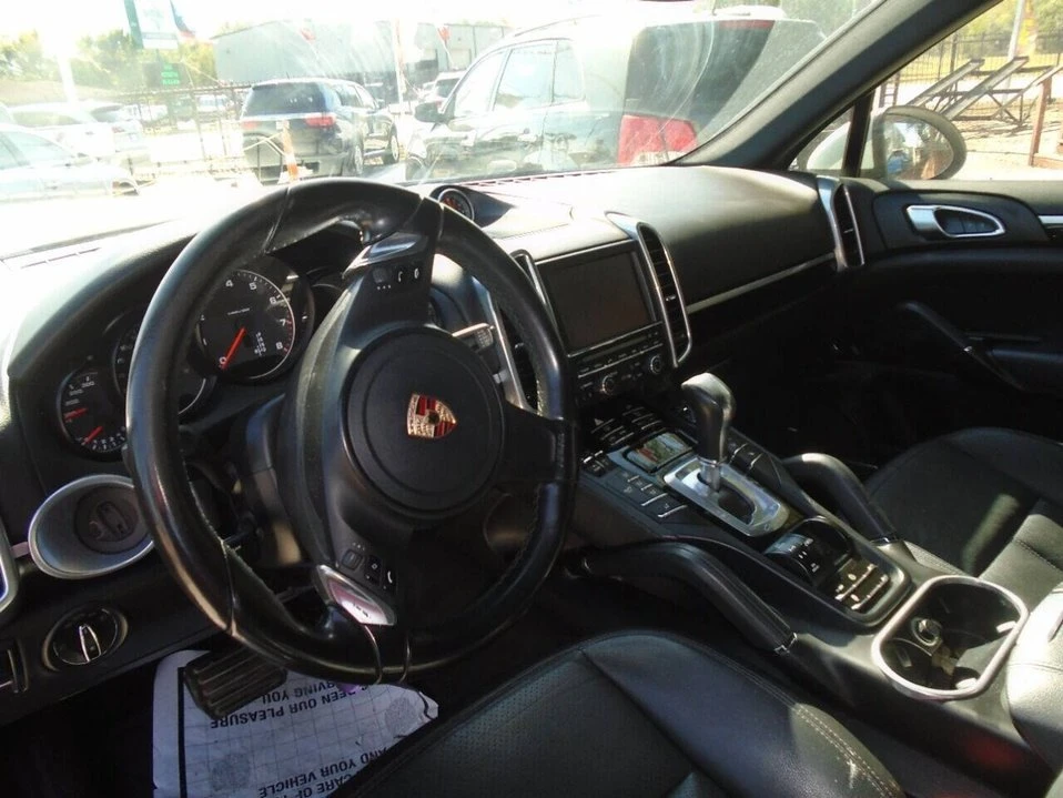 2014 Porsche 958 Cayenne - Image 6 of 7