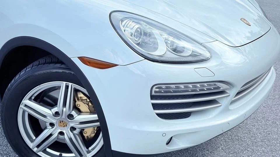 2014 Porsche 958 Cayenne - Image 10 of 18