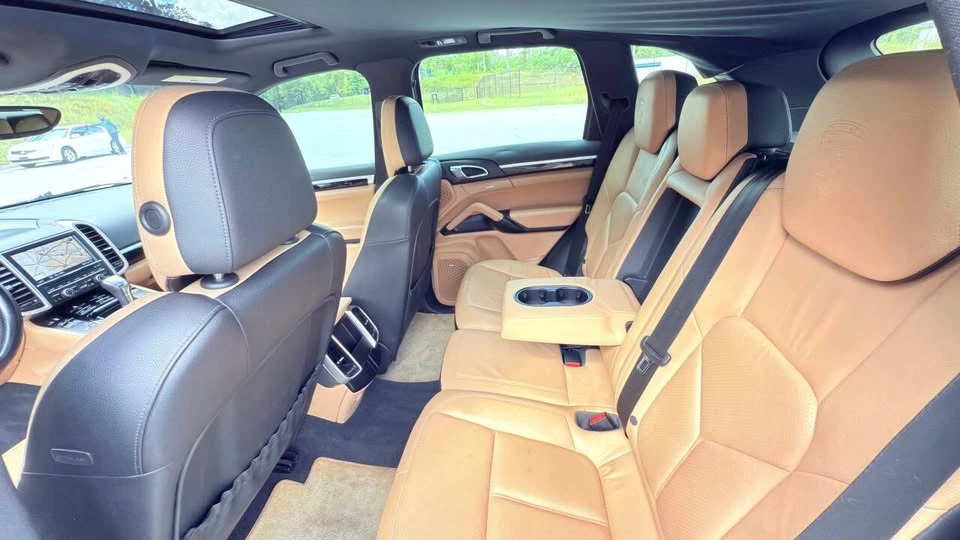 2014 Porsche 958 Cayenne - Image 18 of 18