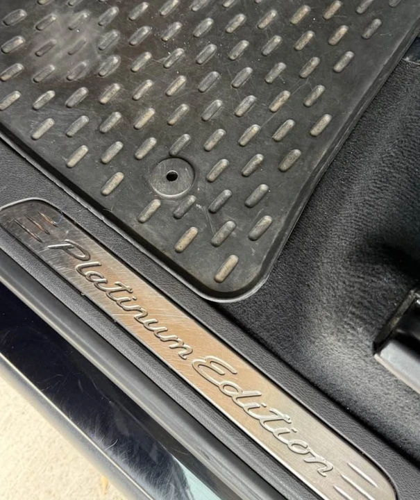 2014 Porsche 958 Cayenne - Image 11 of 12