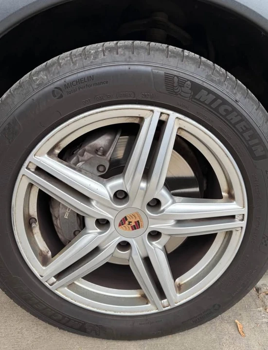 2014 Porsche 958 Cayenne - Image 8 of 12