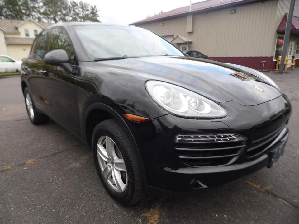 2014 Porsche 958 Cayenne - Image 2 of 12