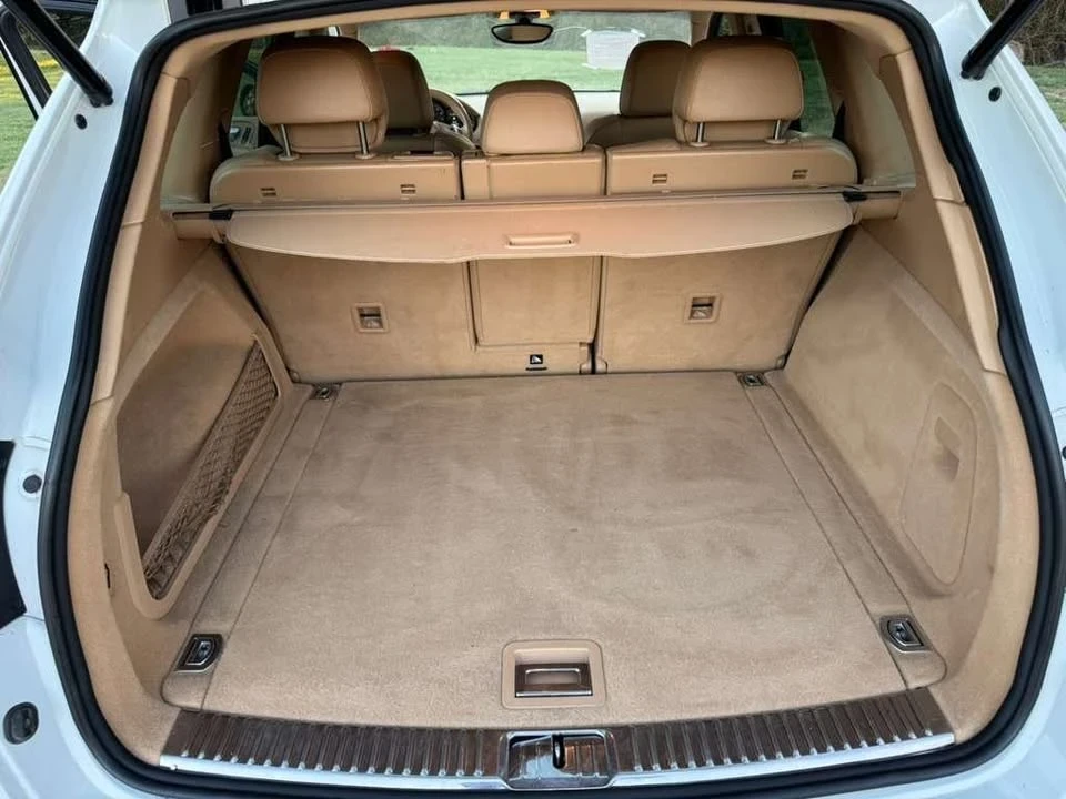 2014 Porsche 958 Cayenne - Image 16 of 18